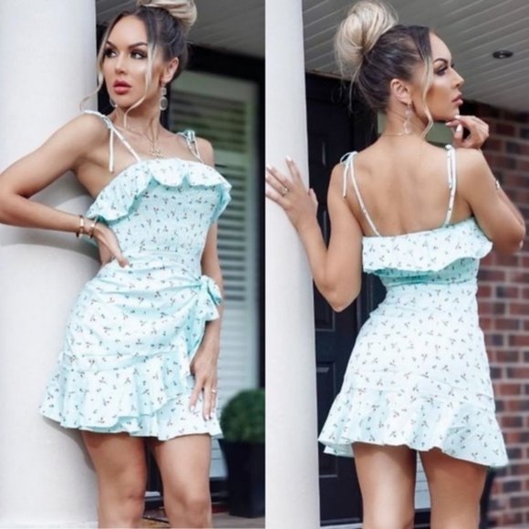 Dresses & Skirts - Green Floral Print Sleeveless Shirred Ruched Mini Wrap Dress